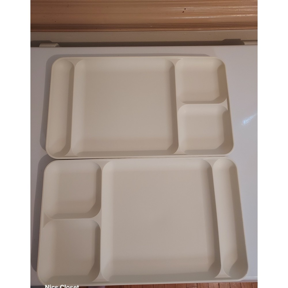 Tupperware Divided TV Trays Dinner Picnic Camping School 1535 Vintage